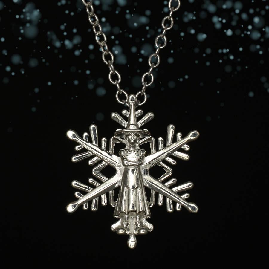 Tiffany snowflake | Tiffany & co., Pendant, Diamond are a girls best friend