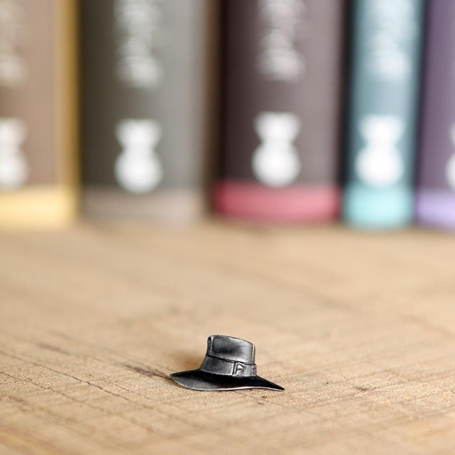 Terry Pratchett's Hat - Silver Pin Badge